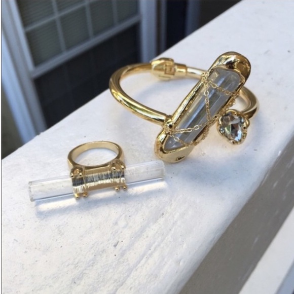 Fierce Gold Ring size 8 - Picture 3 of 3